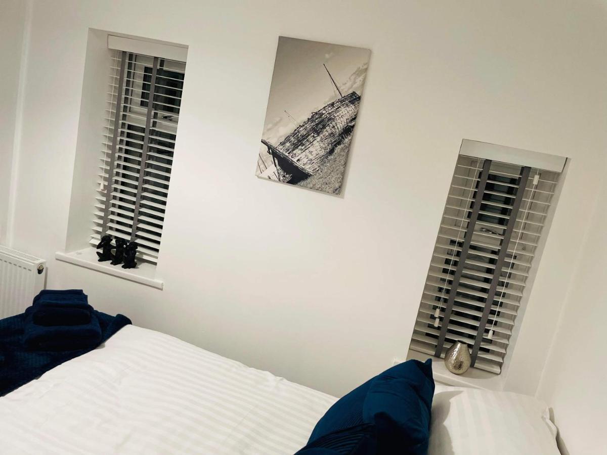 Luxury Suite 3 Bed Apartment Sleeps 6-8 Blackpool Zewnętrze zdjęcie