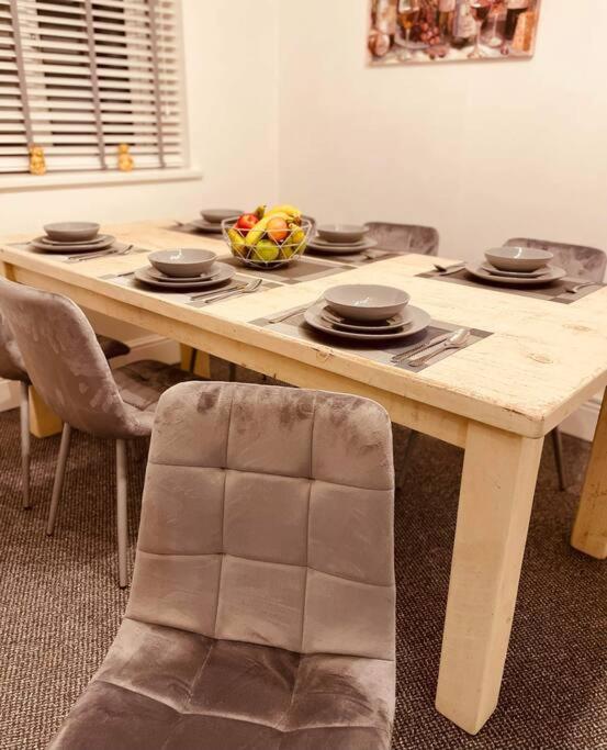 Luxury Suite 3 Bed Apartment Sleeps 6-8 Blackpool Zewnętrze zdjęcie
